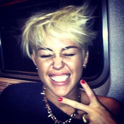 Miley Cyrus  Music Video on Il Nuovo Look Di Miley Cyrus  Ecco Le Foto